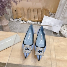 Manolo Blahnik flat shoes